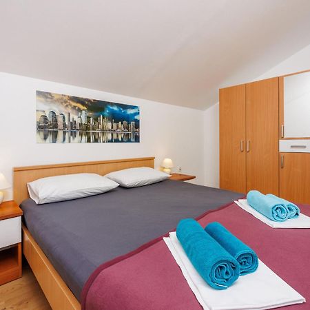 Apartment Davor Dramalj Exterior photo