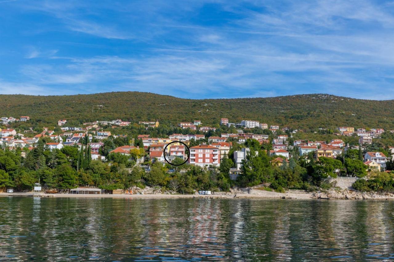 Apartment Davor Dramalj Exterior photo